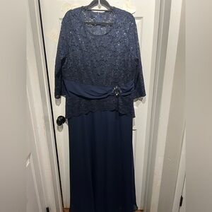 Elegant Navy Lace Gown Mother of the Bride Gala 22w Navy Alex Evenings